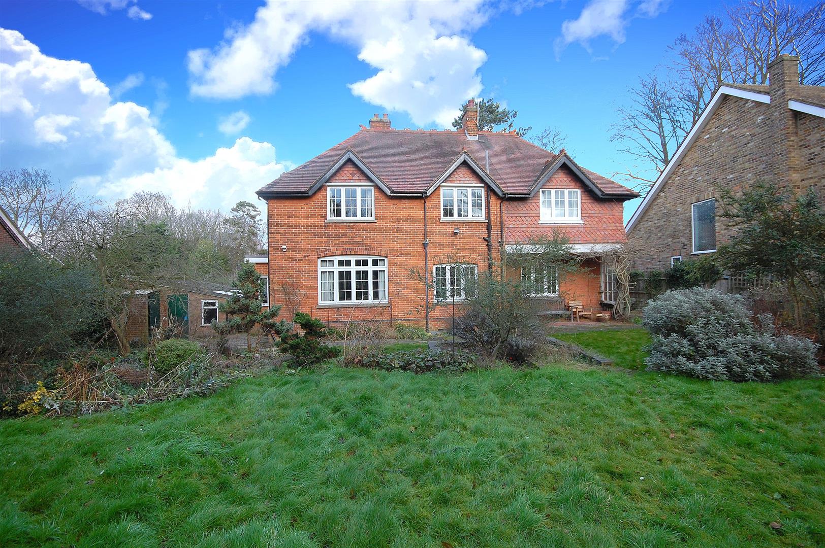 Chantry Lane, Hatfield Mather Marshall